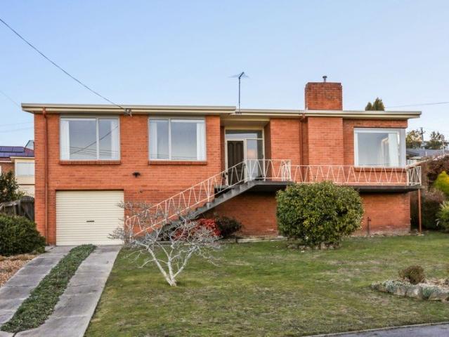 Immaculately Maintained with Stunning Views & All Day Sunshine