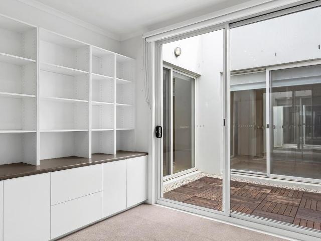 Immaculately Presented North Facing Townhouse in the Heart of the Inner South