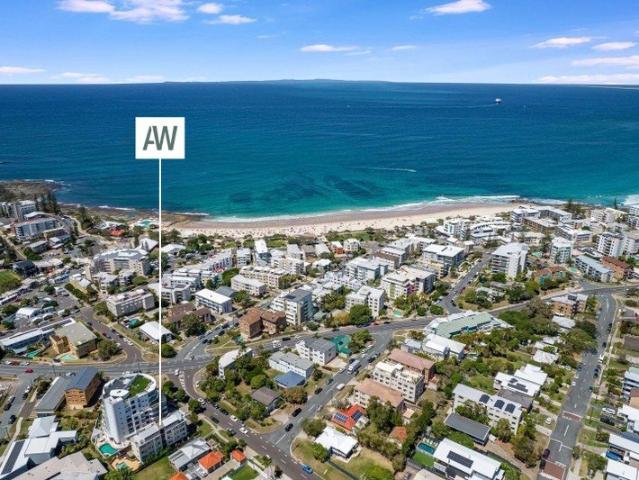Immaculately Presented Coastal Living Just Moments From Kings Beach