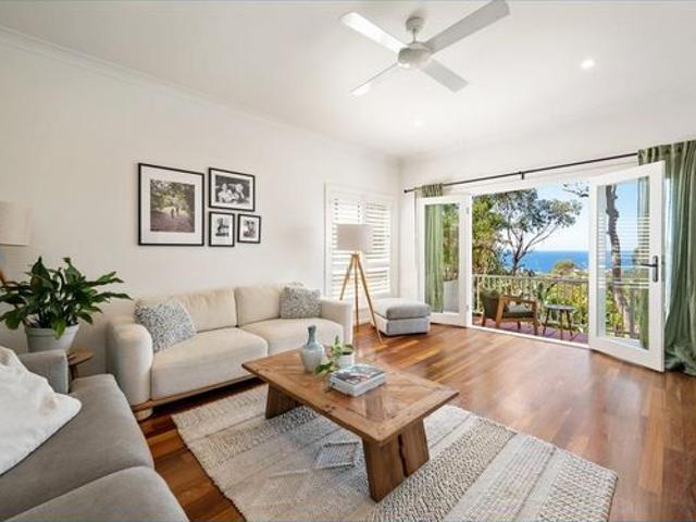 Immaculately Presented Furnished Family Home with Ocean Views