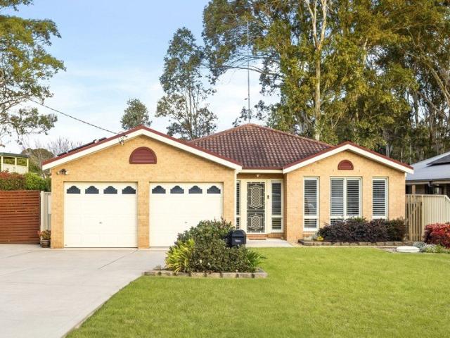 Immaculately Presented Family Home on a Spacious 921mÂ² Block