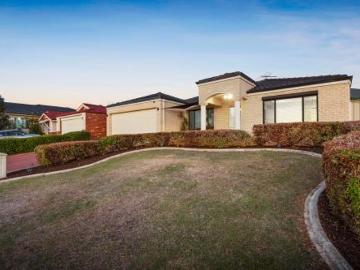 Immaculately Presented Family Home in a Quiet Landsdale Location