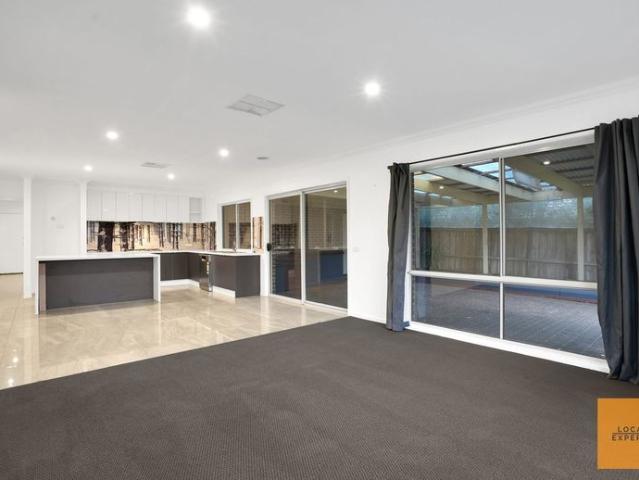 Immaculately Presented Family Home!