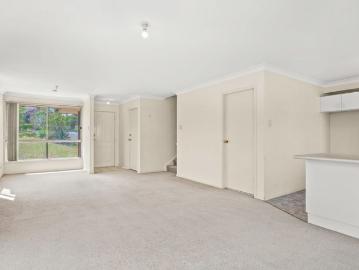 Immaculately Presented Four Bedroom Townhouse