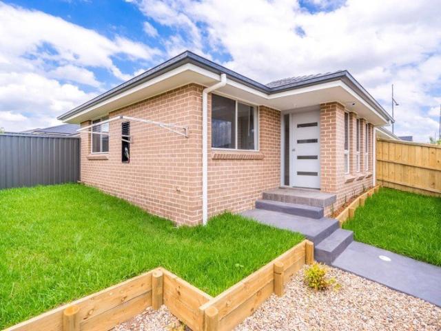 Immaculately Presented Granny Flat with Practical Modern Living