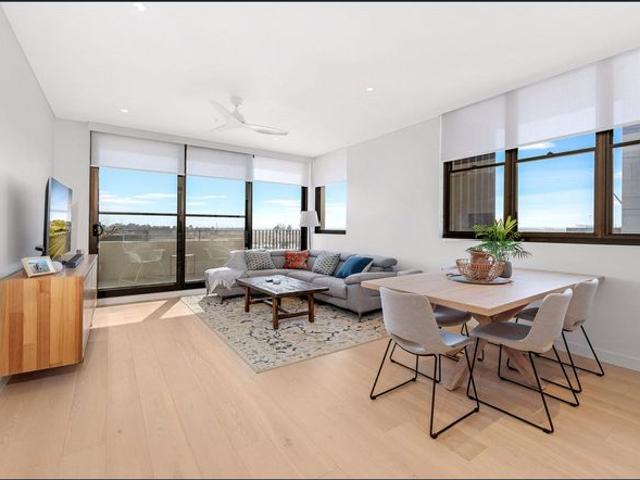 Immaculately Presented Premium Two Bedroom Apartment