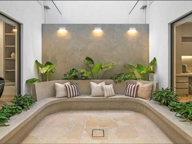 Immaculately presented residence in the heart of Westmead