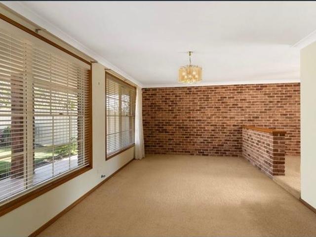 Immaculately presented single level home
