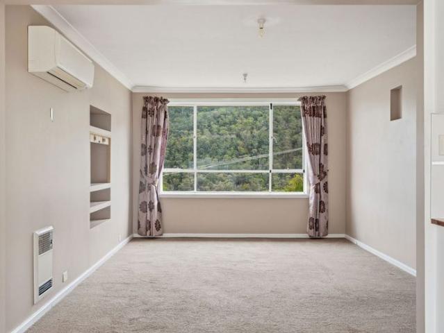 Immaculately presented 3 bedroom family home in a great location