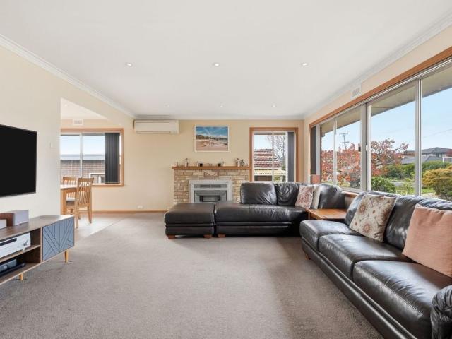 Immaculately presented 3 bedroom family home in a great location