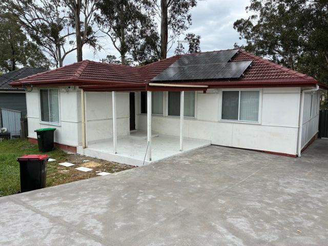IMMACULATELY PRESENTED 4 BEDROOM HOME!
