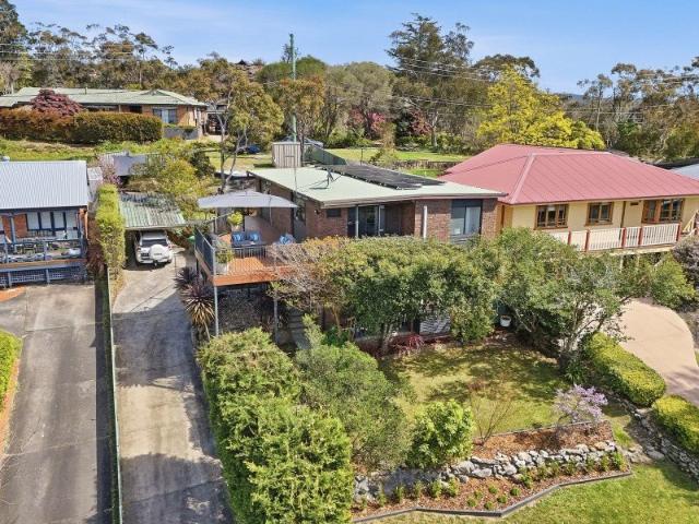 Immaculately renovated with CBD District Views