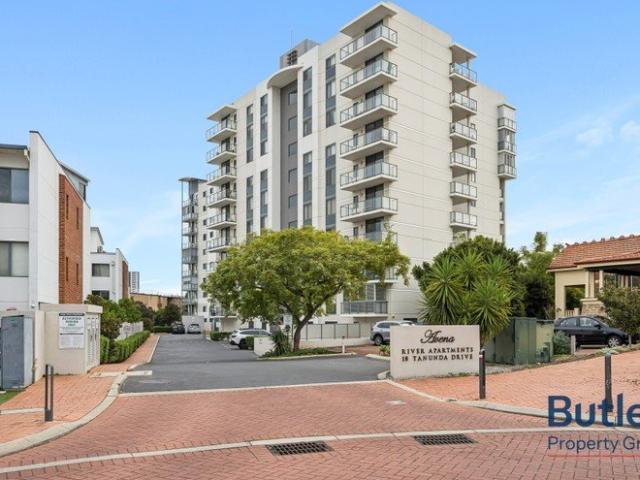 IMMEDIATE INVESTMENT LEASED AT $900 PER WEEK | 7th FLOOR SKYLINE POSITION