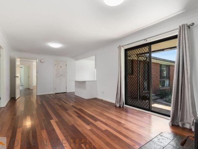 IMMENSE FIVE BEDROOM, THREE BATHROOM HOME