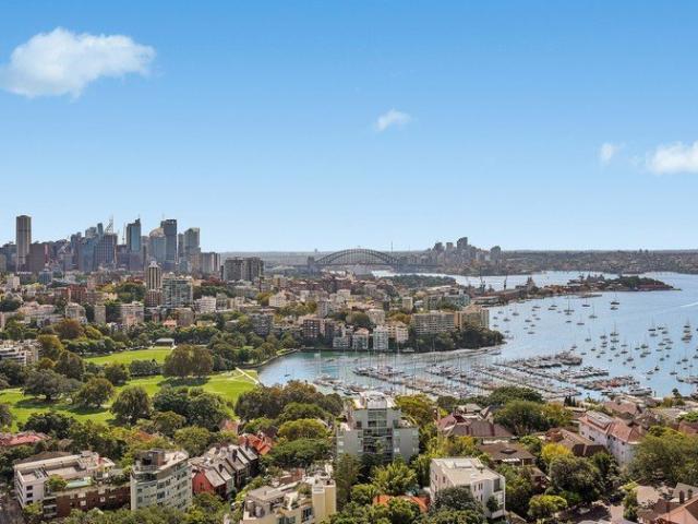 Immense 308sqm Apartment Encompassed By Iconic Harbour Panorama