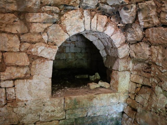 Immersi tra ulivi secolari, mandorli e vigneti, i sette trul. 46m² Cisternino