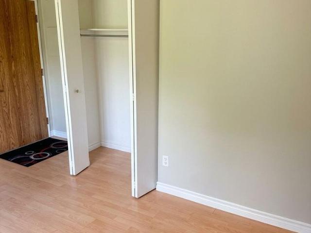 Immeuble 4949 Magloire, Sherbrooke 3 1/2 Secteur Rock Forest