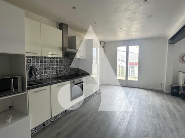 Immeuble 2 logements réunis secteur Maaf