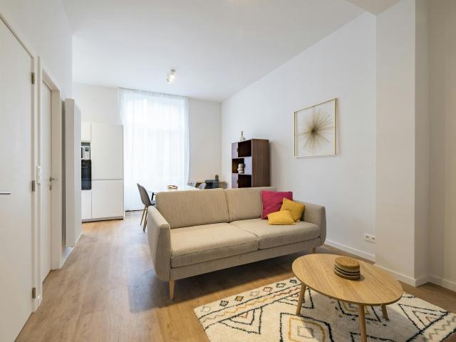 Immeuble à louer à Etterbeek, Rue Baron Lambert