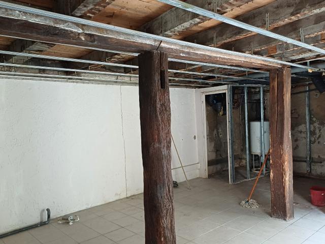 IMMEUBLE A RENOVER CENTRE FONTENAY LE COMTE