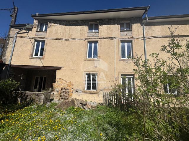 Immeuble Appartement + Local Commercial + 2 Plateaux Hericou. 290m² Héricourt