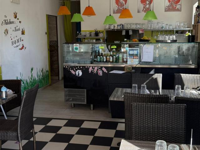 Immeuble Avec Commerce A Chateauneuf Grasse 253m² Châteauneuf Grasse