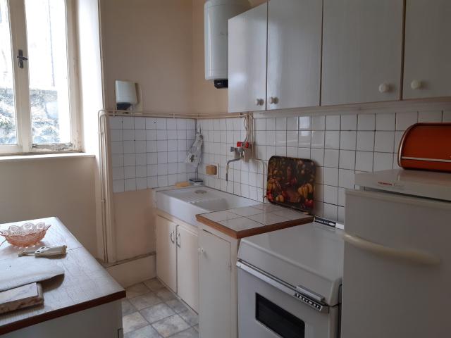 Immeuble avec local commercial