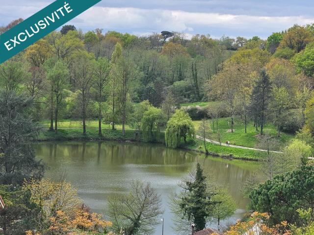Immeuble Centre Ville Avec 5 Appertements 310m² Castelnau d'Auzan
