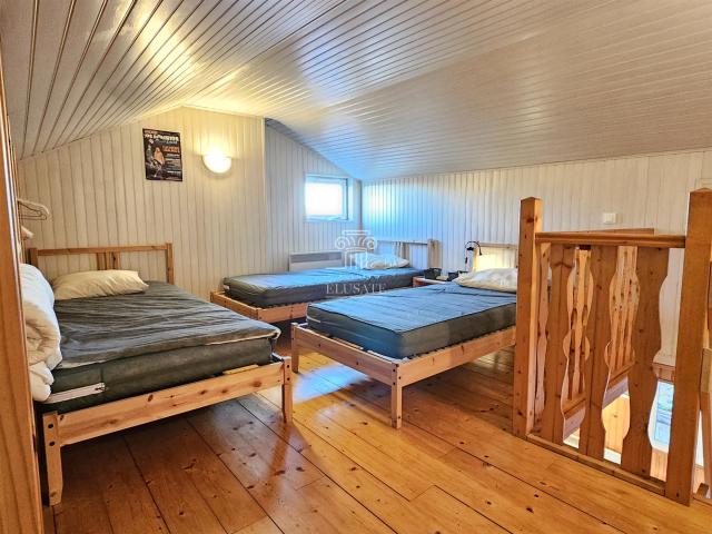 Immeuble Centre Ville Eauze Avec 2 Appartements 95m² Eauze