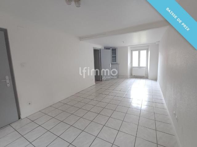 Immeuble comprenant deux logements