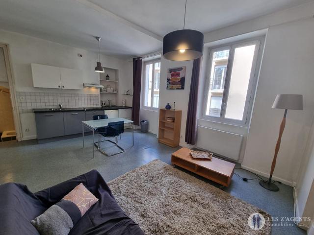 Immeuble de 4 lots aigle/estacade
