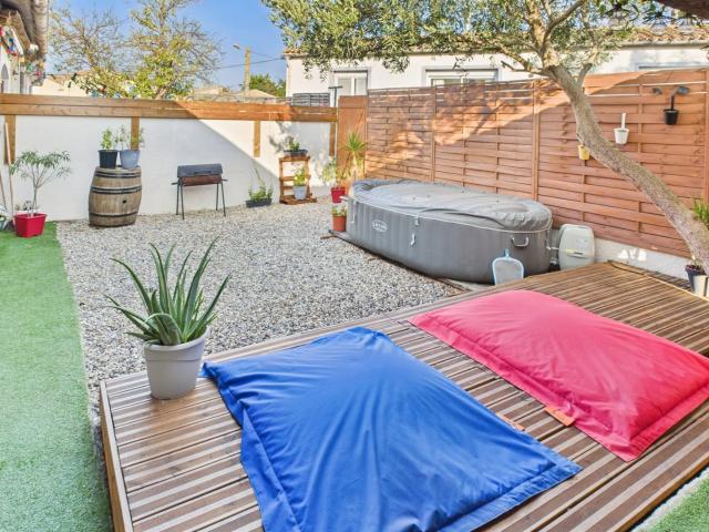 Immeuble De 3 Grands Appartements Sans Copropriete Trèbes 286m² Trèbes