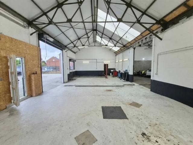 Immeuble de rapport à louer à Chaussée de Namur 2+ Sambreville