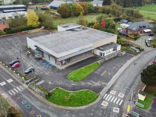 Immeuble de rapport à louer avec garage, Jemeppe Sur Sambre