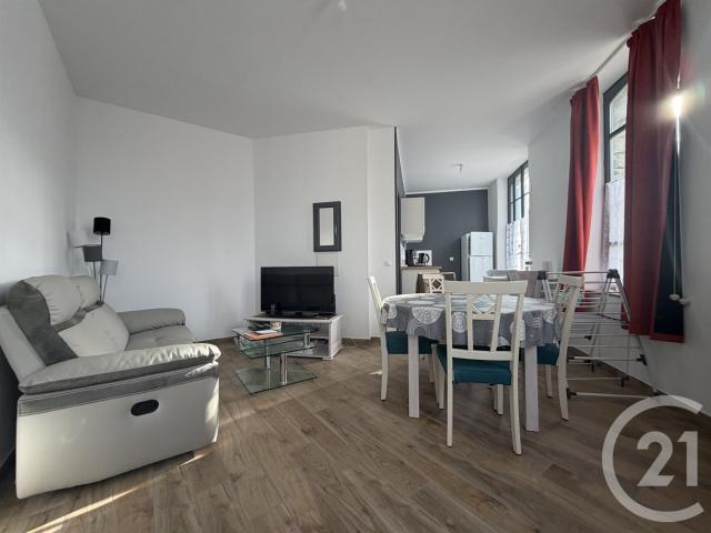 Immeuble de rapport à vendre 4 appartements loués Excellent. m² Champsecret