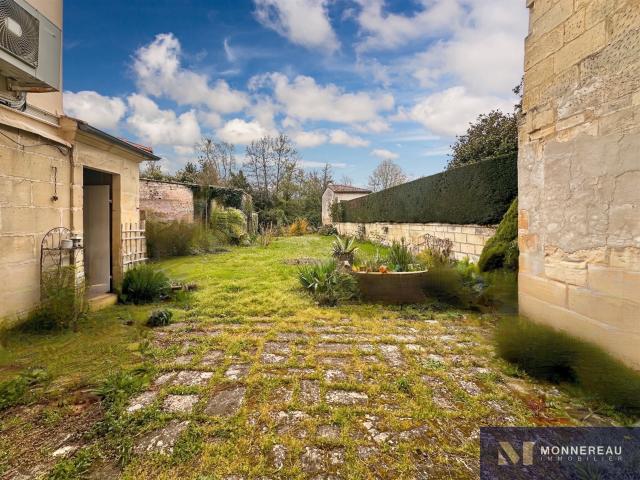 Immeuble De Rapport Jonzac 250m² Jonzac