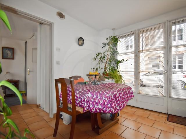 Immeuble de rapport ? 3 appartements T2 ? Nègrepelisse 145m² Nègrepelisse