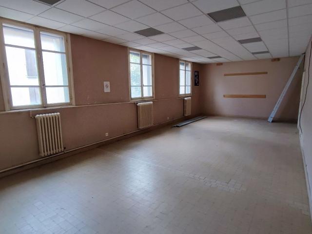Immeuble La Poste Decazeville 470m² Decazeville