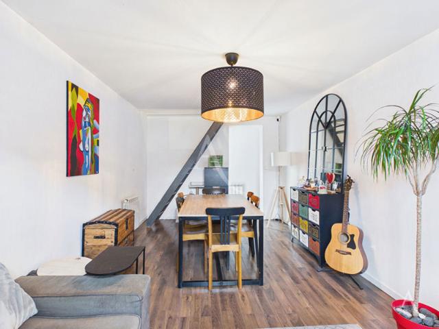 Immeuble mixte Appartement T3 + local professionnel Annoeullin