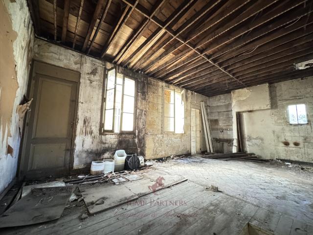 Immeuble Rue Croix De Seguey Pour Marchands De Biens 900m² Bordeaux