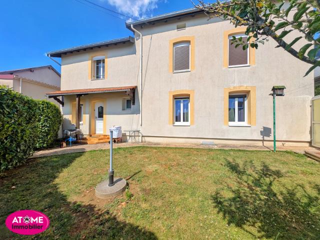 IMMEUBLE Sainte Marie aux chênes / 2 Appartements + un loc