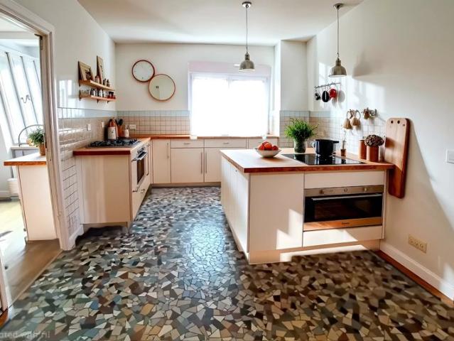 Immeuble spacieux de 13 pièces 376 m² Chauvoncourt