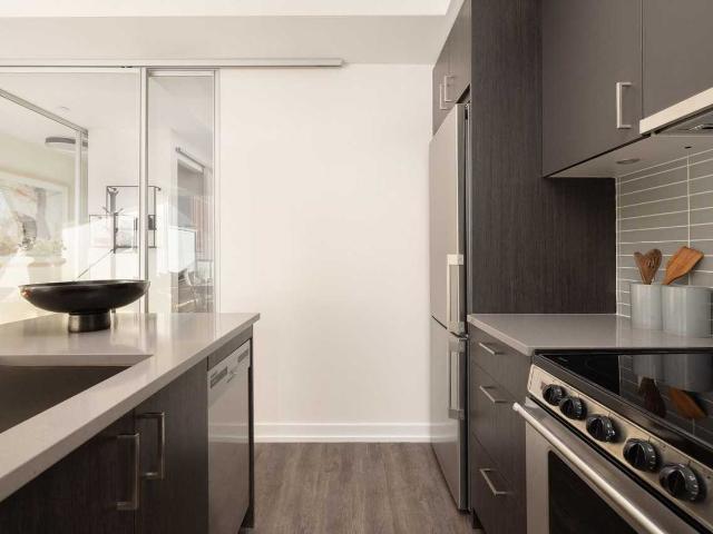 IMMIX 1 Bedroom Apartment for Rent at 7 Grosvenor St, Toronto, ON M4Y 0E2 Bay Street Corridor