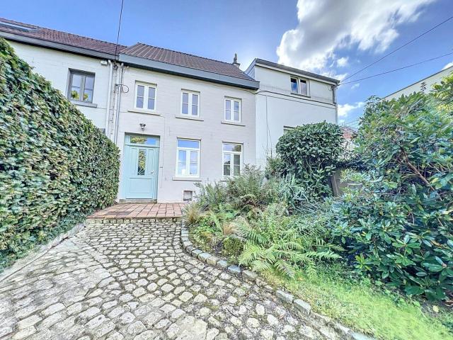 IMMO REGARD Une porte qui s'ouvre 02 653 09 40