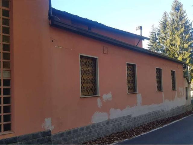 Palazzo / Stabile in vendita a Alta Valle Intelvi CO