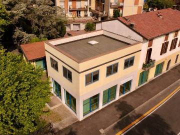 Palazzo / Stabile in vendita a Brescia BS