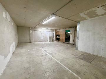 Piazza Francesco Baracca - Cantina