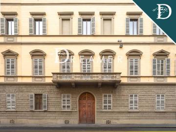 Palazzo / Stabile in vendita a Firenze FI