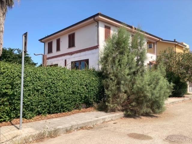 Palazzo / Stabile in vendita a Olmedo SS