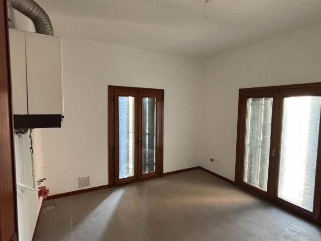 Appartamento in vendita a Lendinara RO